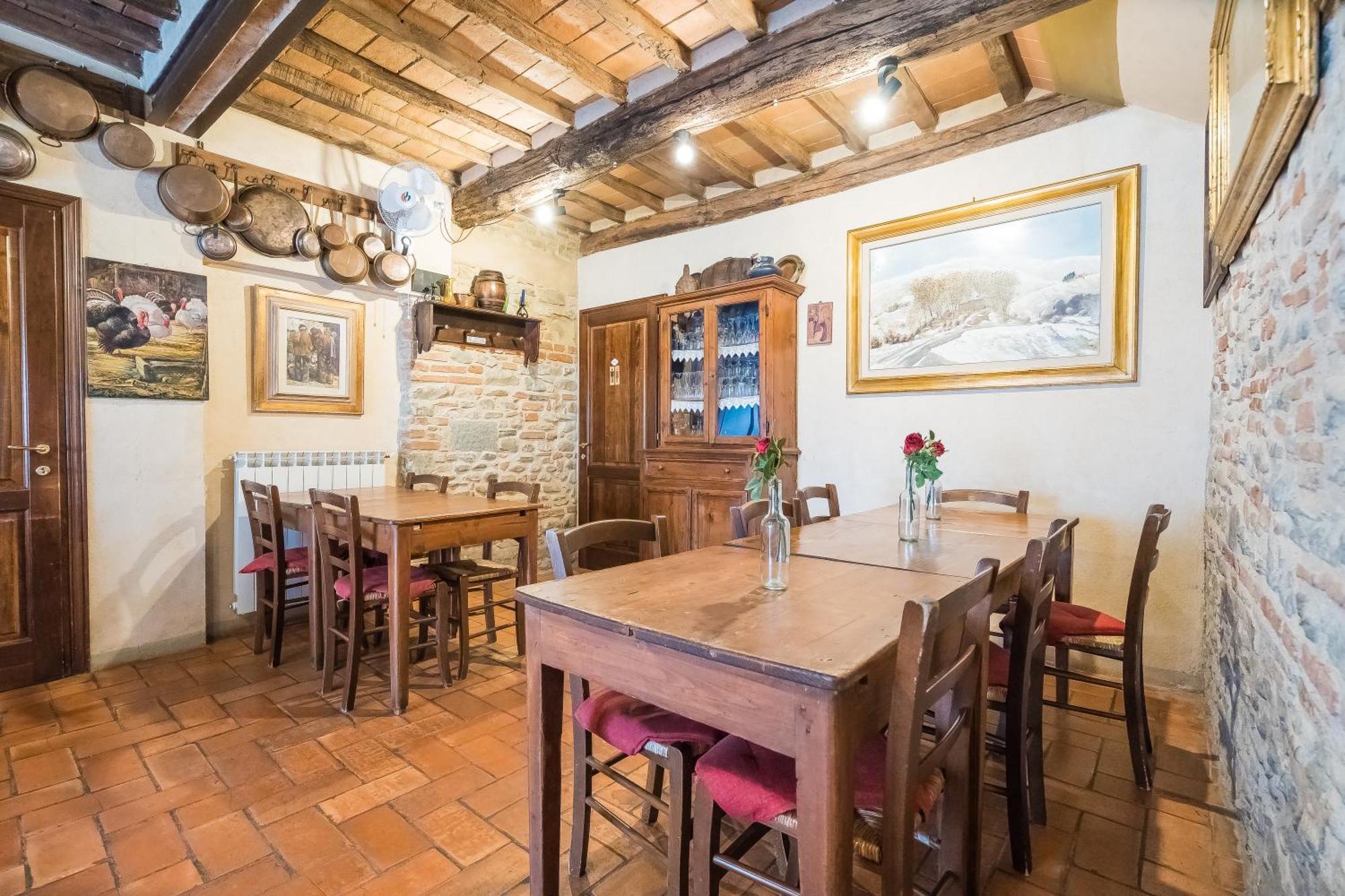 Agriturismo Stazione Di Monta วิคคิโอ ภายนอก รูปภาพ